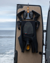 Cintre C-MONSTA V2 � Support de S&eacute;chage et de Rangement pour Combinaison de Plong&eacute;e